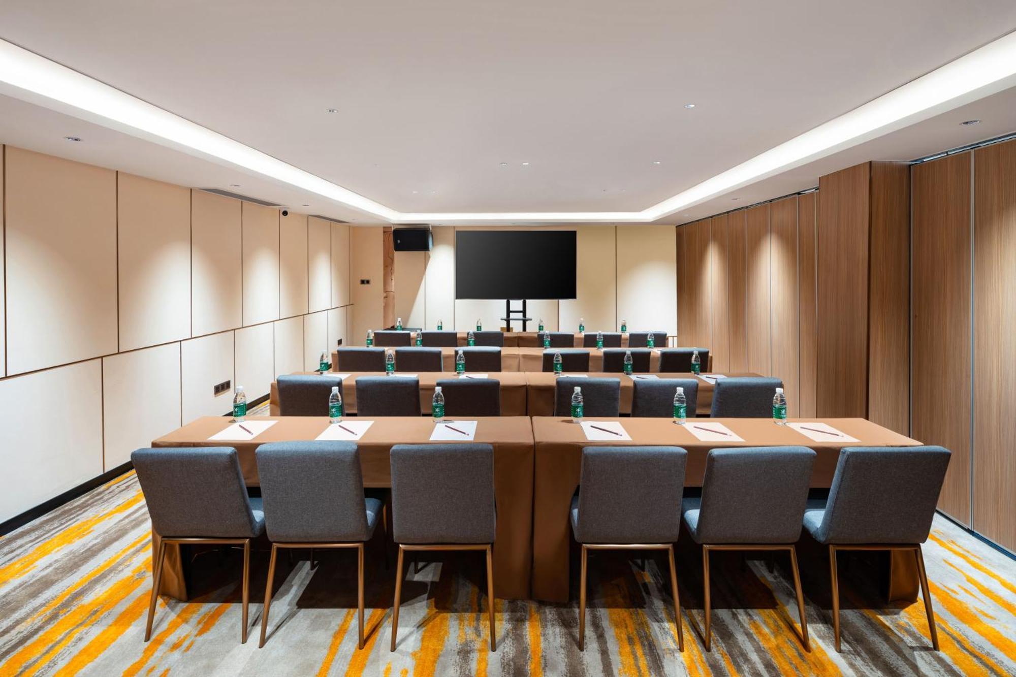 Guangzhou Wogo Yuanbao Hotel-Zhujiang New Town-Free Canton Fair Shuttle Bus & Overseas Buyer Registration Services المظهر الخارجي الصورة