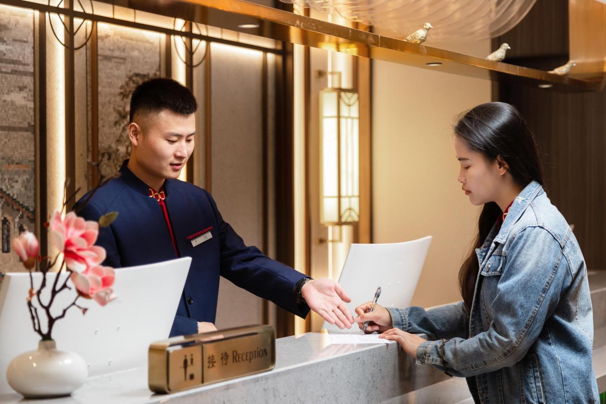 Guangzhou Wogo Yuanbao Hotel-Zhujiang New Town-Free Canton Fair Shuttle Bus & Overseas Buyer Registration Services المظهر الخارجي الصورة